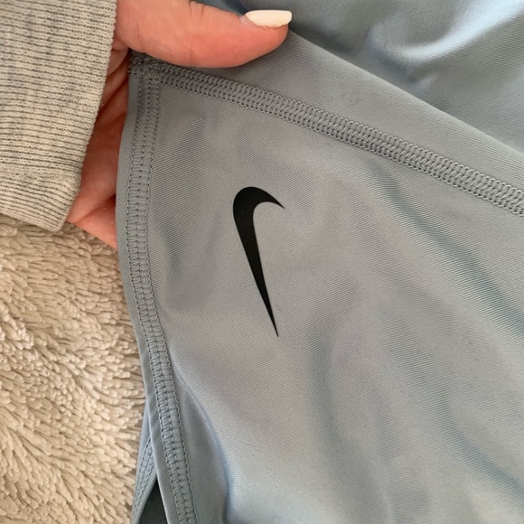 Nike Tennis Skirt Low Rise Baby Blue Built In Shorts - Picture 2 of 4